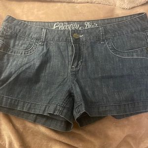 Juniors shorts - size 9